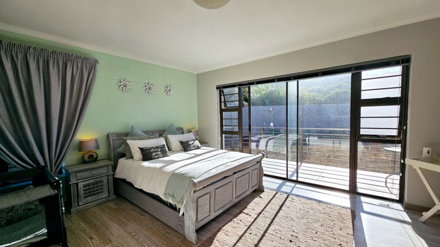 5 Bedroom Property for Sale in Dana Bay Western Cape